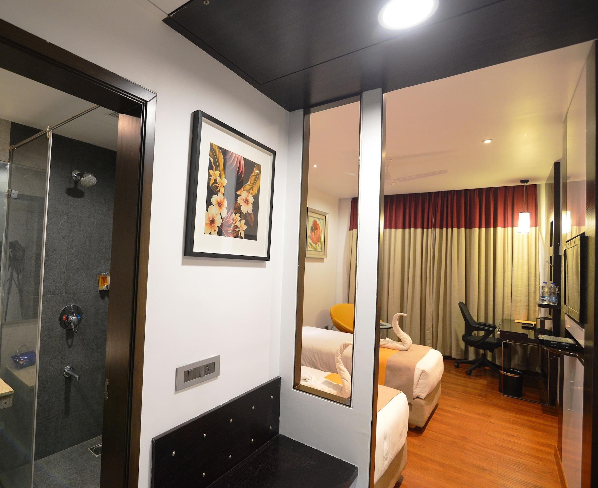 Astoria Hotels Maduráj Kültér fotó
