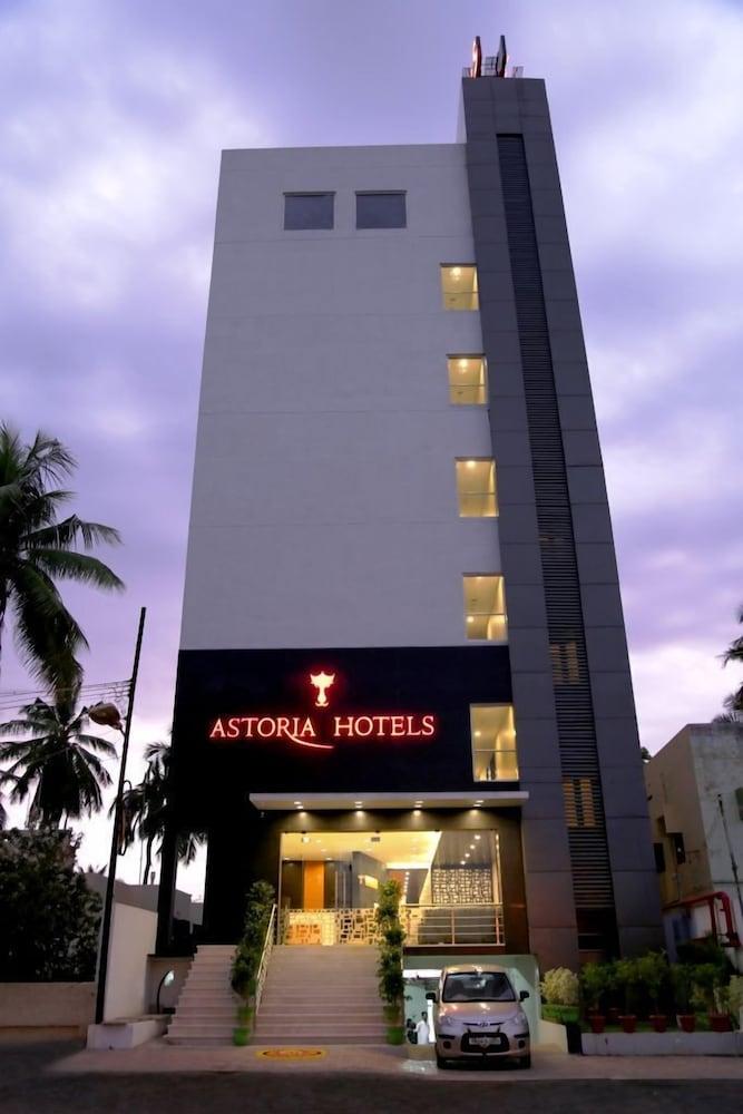 Astoria Hotels Maduráj Kültér fotó