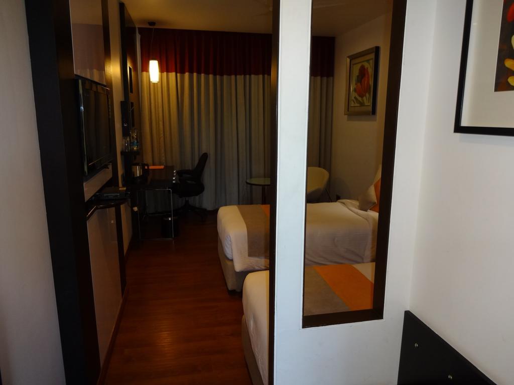 Astoria Hotels Maduráj Kültér fotó