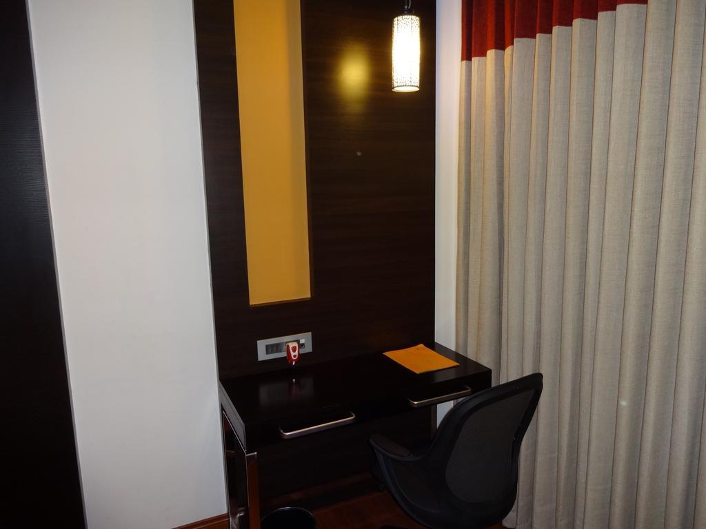 Astoria Hotels Maduráj Kültér fotó