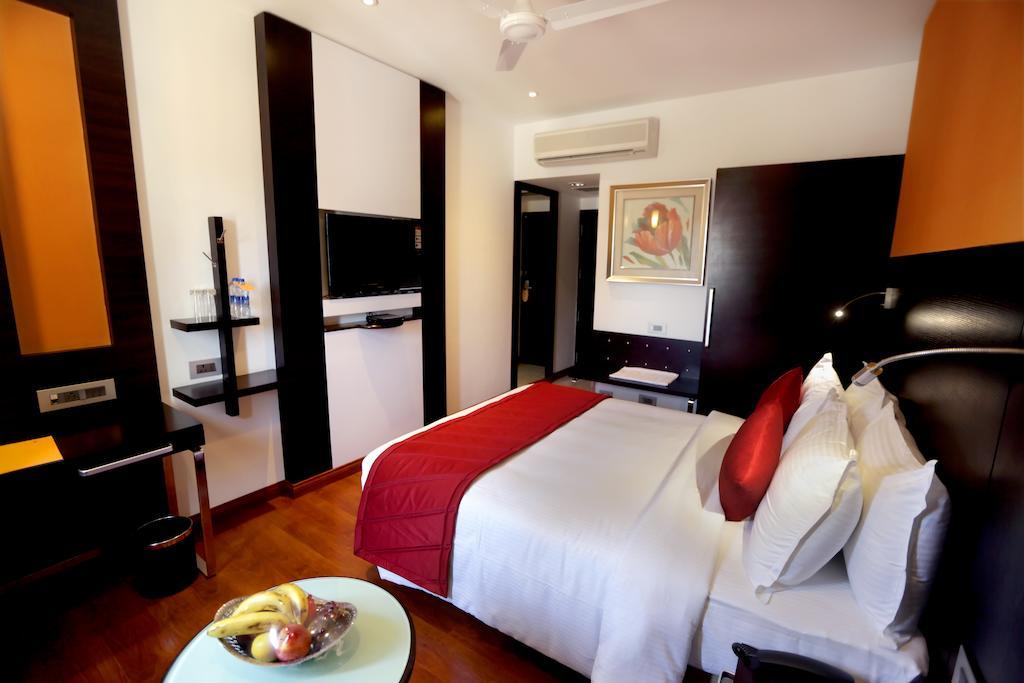 Astoria Hotels Maduráj Kültér fotó